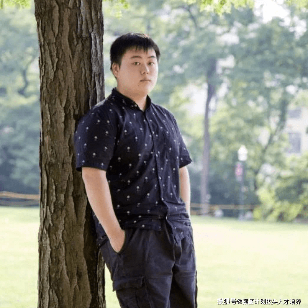 信息学奥林匹克竞赛 (ioi)2014 金牌得主金牌教练(课研老师)— 杜瑜皓