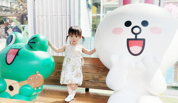 1岁半奶娃陈仪朵获华语金曲奖"我最喜爱的儿歌"奖 引关注