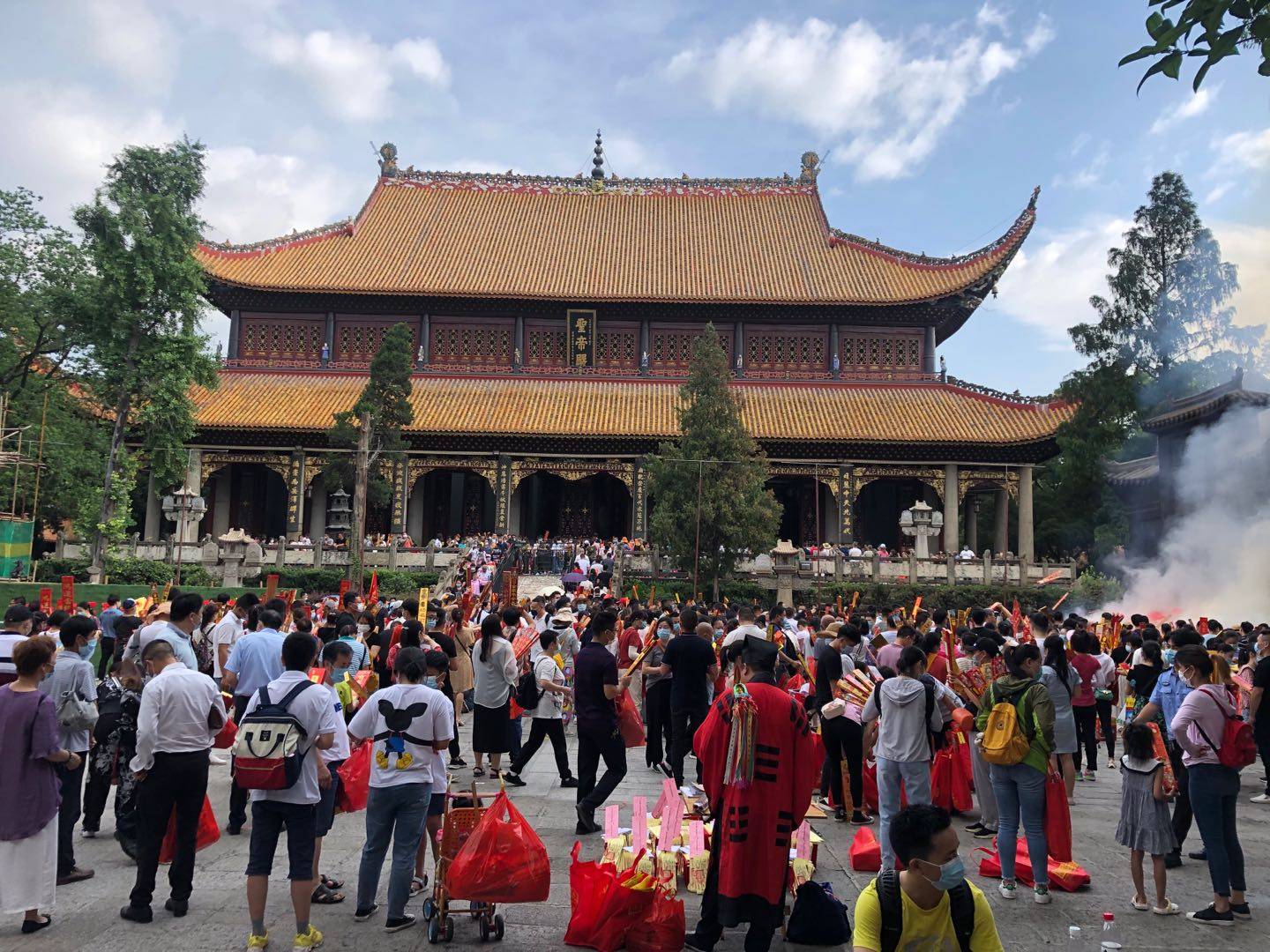 來南嶽衡山燒香旅遊,南嶽大廟拜佛許願這些你一定要知道