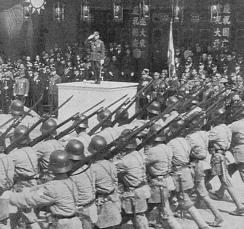 1940年3月汪精衛在南京建立偽政權後,收編國民政府投降軍隊組成.