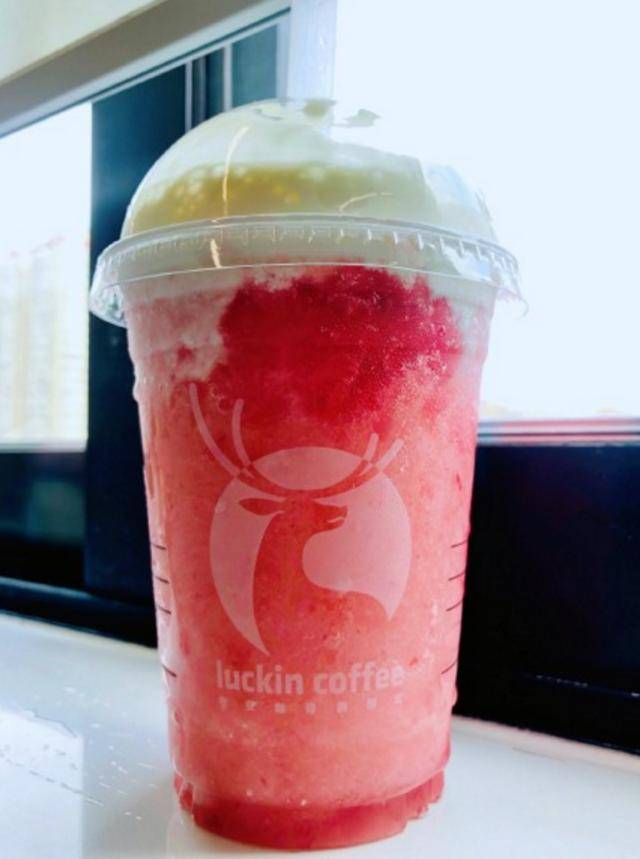 那么,瑞幸的夏日桃桃冰,必须要给大家安利一下.