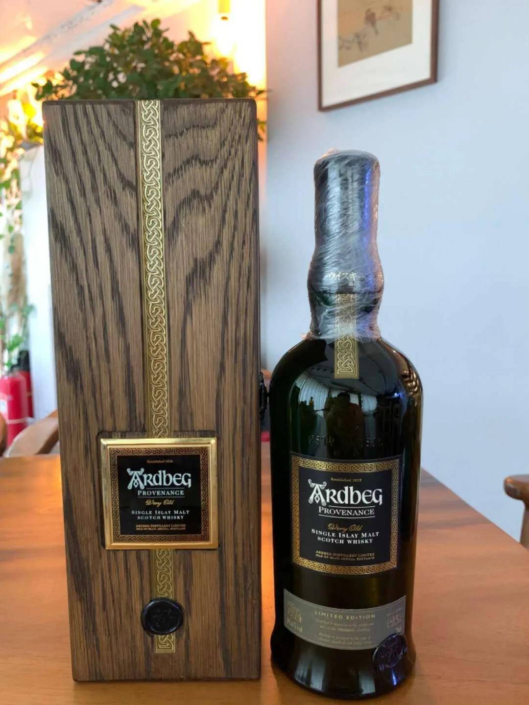 有些人错过就不见,正如有些酒,只在特别的年份有._威士忌