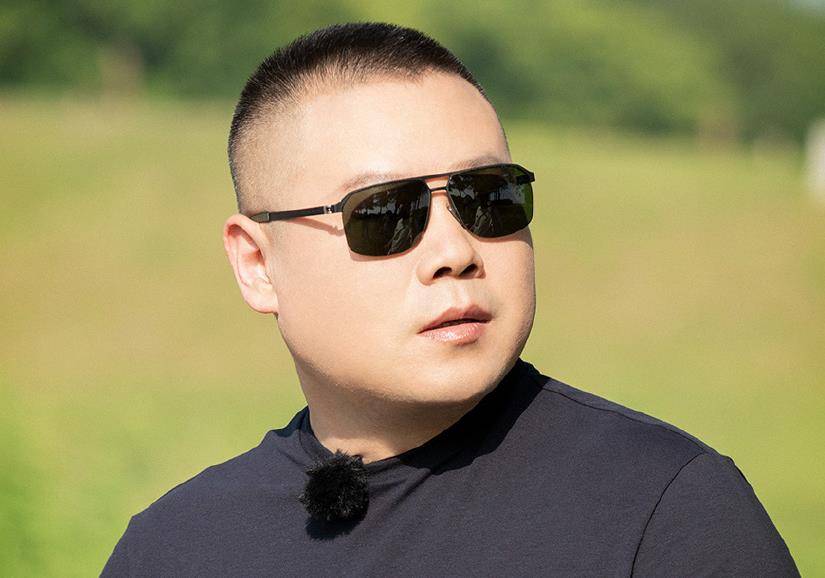 原创《未知的餐桌》岳云鹏怕导演?被保护后当面吐槽对方,打脸有点快