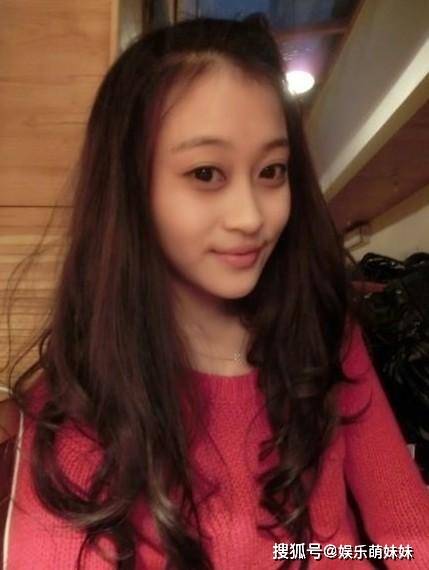 巴啦啦小魔仙:12年后,小蓝成了导演,美琪成了网红,她成了明星