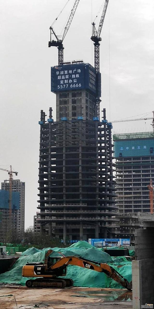 深入探访济南cbd核心区,两大超高幕墙现真身