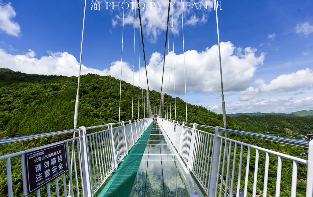惠州奥地利小镇玻璃桥图片