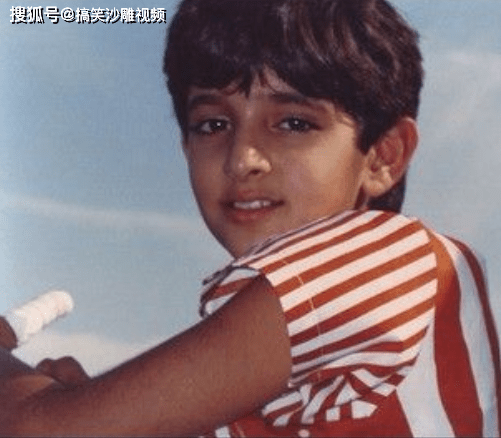 原创迪拜高富帅王储成网红,生活奢华人设完美,迎娶表妹竟被赞王室童话