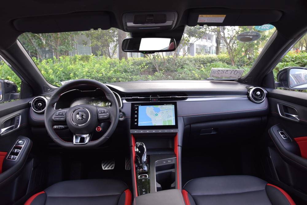 第三代名爵6上市,售价9.38-13.98万,开售即降6000元