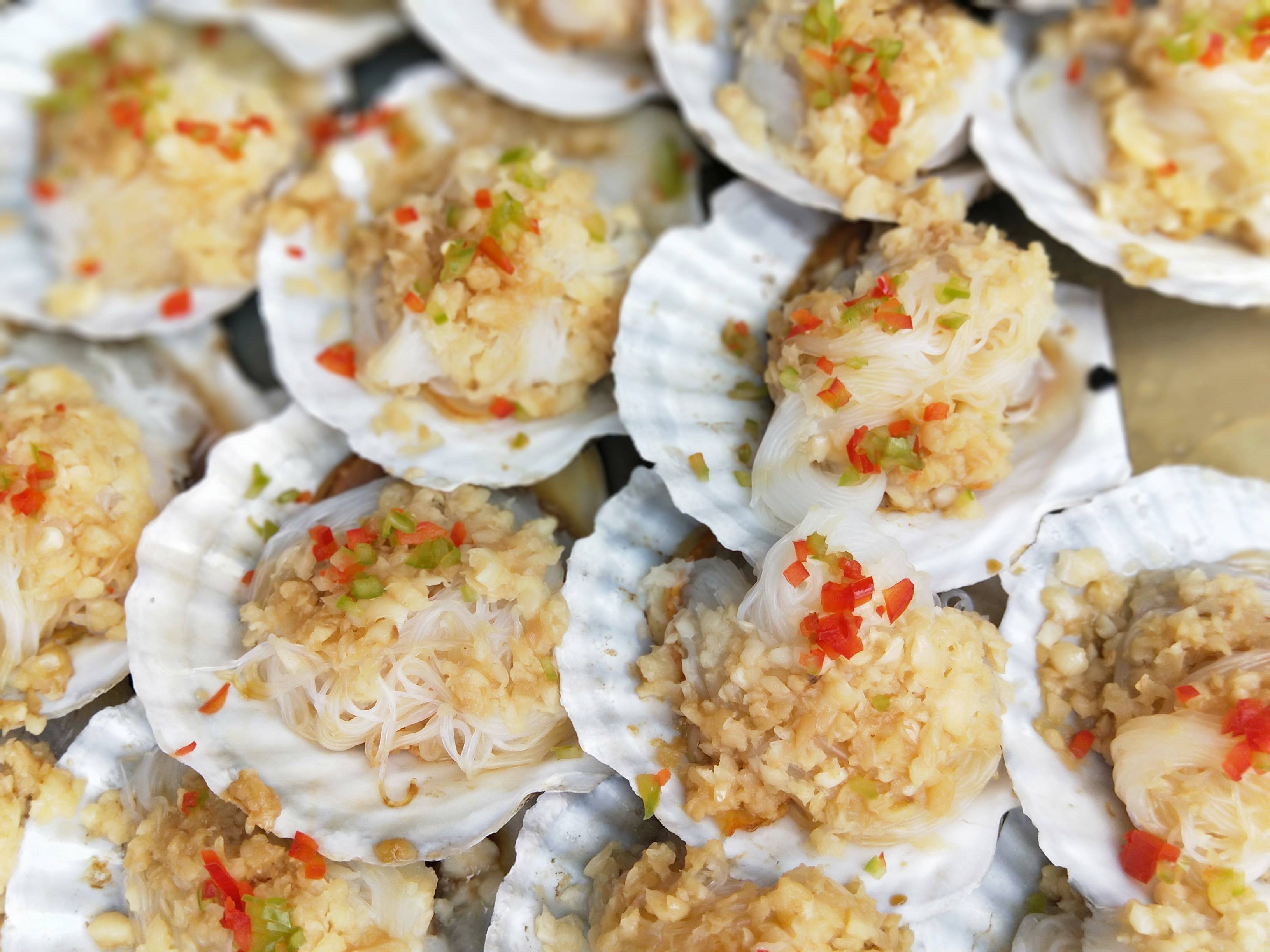 "尝点鲜,浪一夏"圣亚海鲜夜市"引爆"大连国际海鲜节