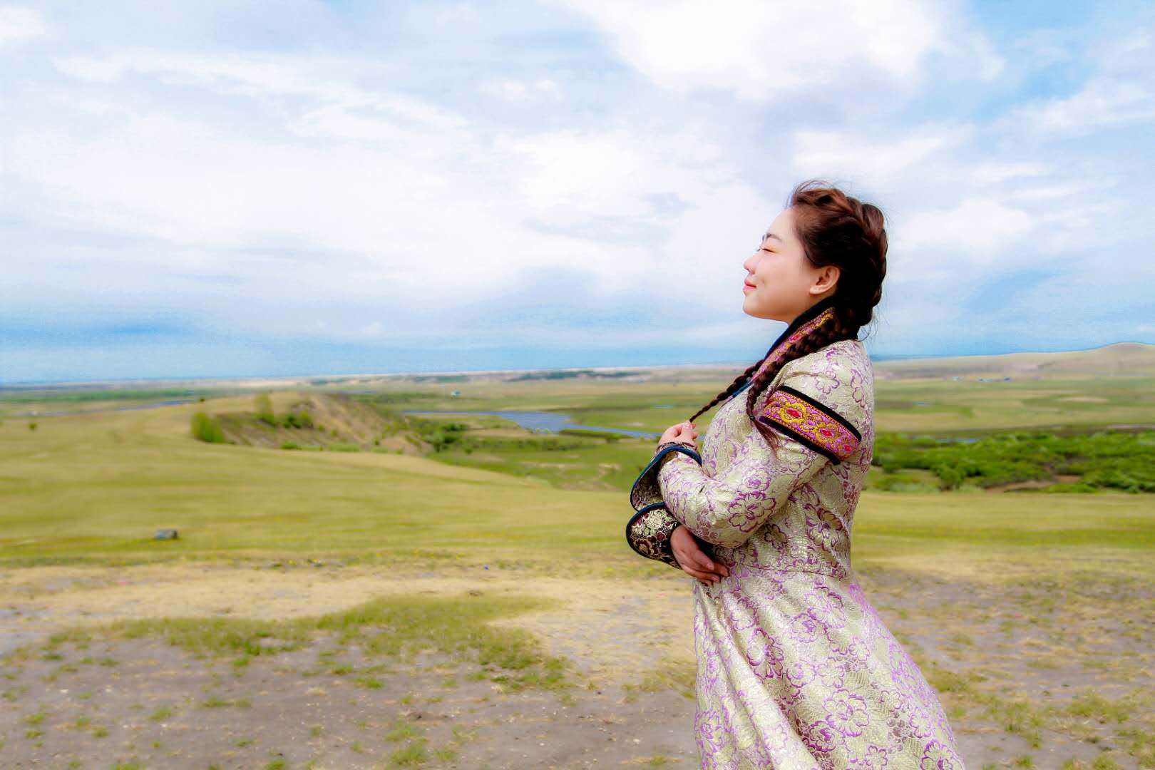 草原上的光阴故事蒙古袍有哪些讲究