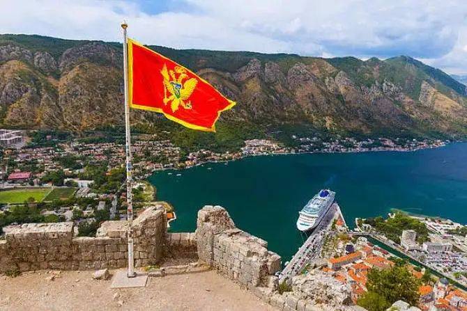 节日丨黑山共和国国庆日山与海的呼唤与世隔绝的浪漫
