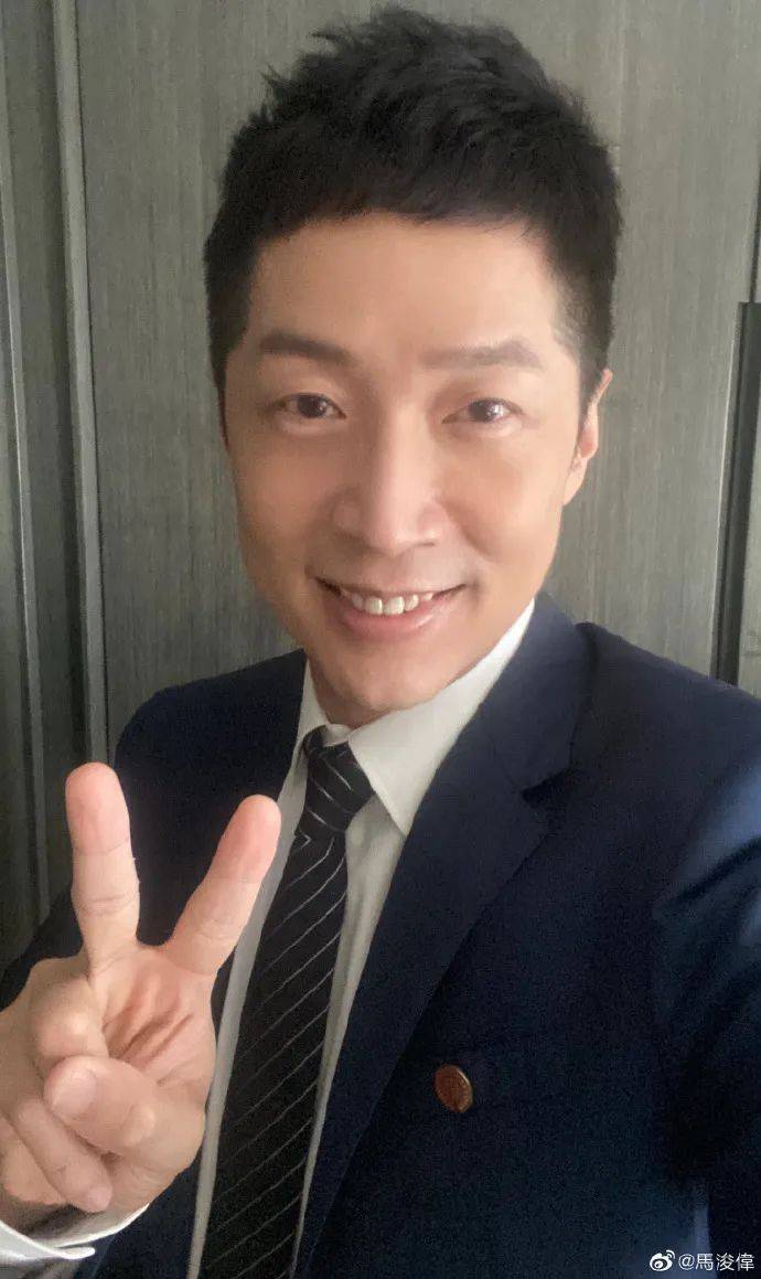 原创49岁马浚伟拿硕士学位,圈中爱学习榜样了解一下!