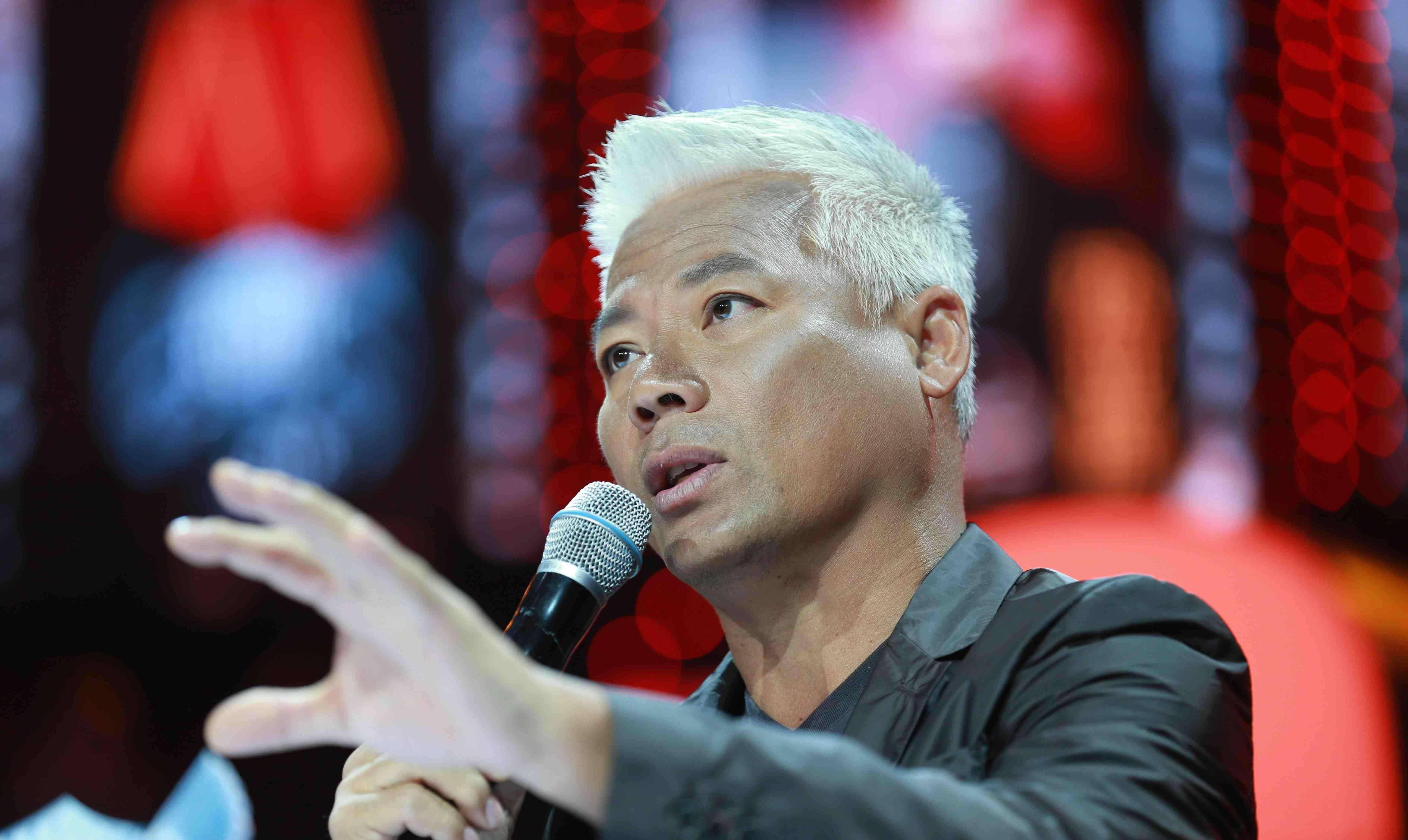 他曾是歌坛大佬,地位无人撼动,退出29年再没人见过他_刘文正