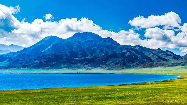 中国陆地面积最大的行政区夏季正上演一场绿野仙踪美得不像话