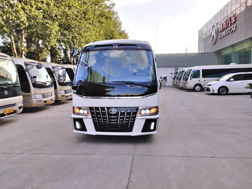 如何选择商务接待车才能提升客户的好感?