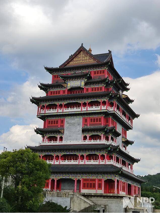 望月楼 图片来源:每经记者 朱万平 摄利用借贷,ppp等金融手段进行融资