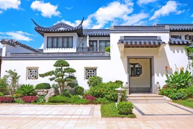 农村自建中式砖雕小别墅还有旋转梯太美了