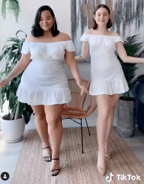 比我瘦4个号闺密天天跟我穿同款还拉我合照该咋办?