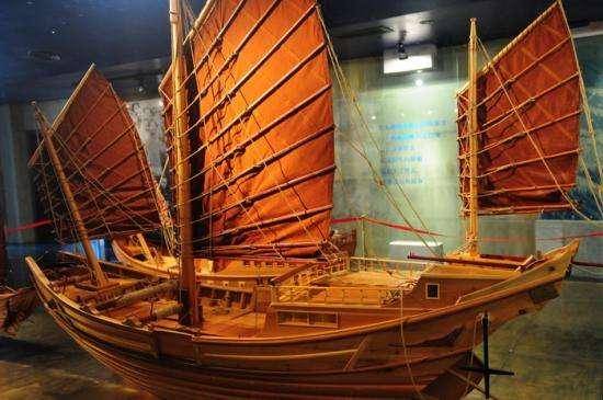 明朝没有"发动机",郑和是怎么横穿印度洋,跑到非洲?