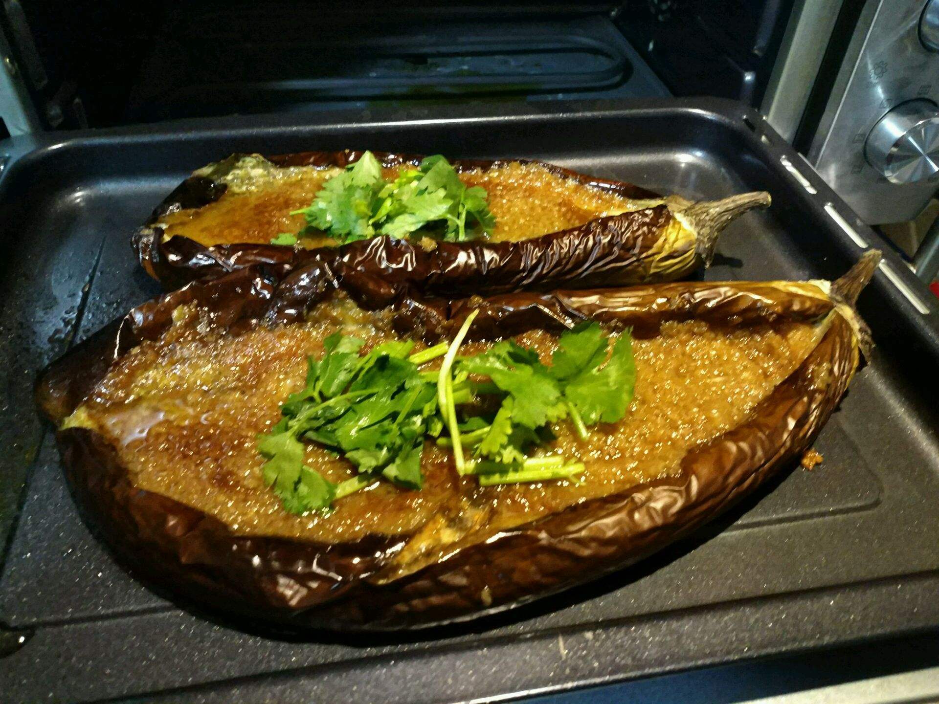 原创蒜蓉茄子这个味真香,夏季应季蔬菜做法推荐,看完你喜欢吗