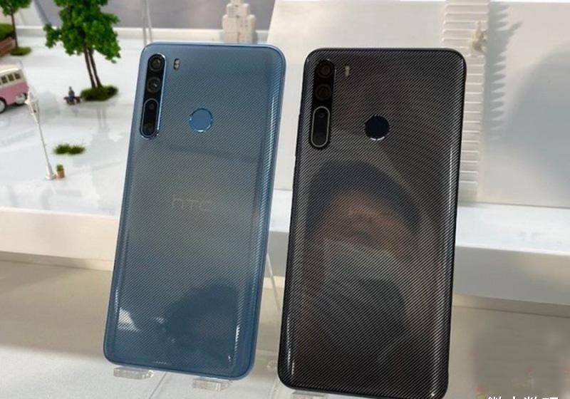 htc u20这款4000多元的手机,机身正面采用单摄打孔屏,但机身背面依旧