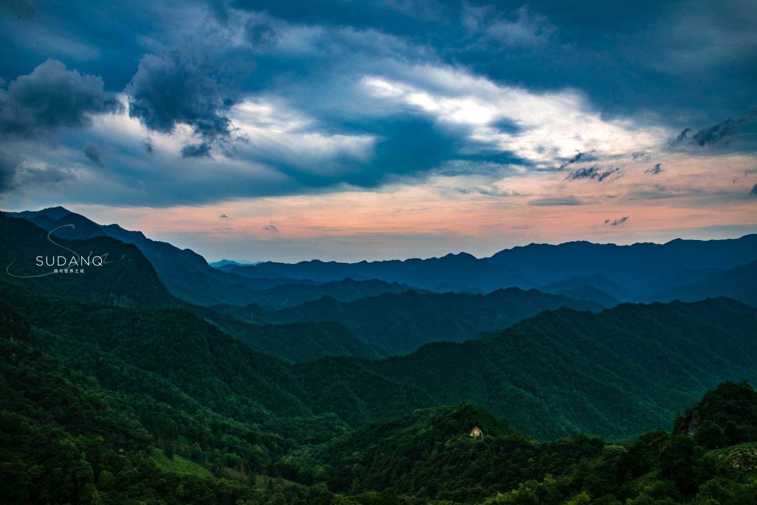 安徽这座山美如仙境,据称是神仙居住之地,山中一老人已活107年_大山