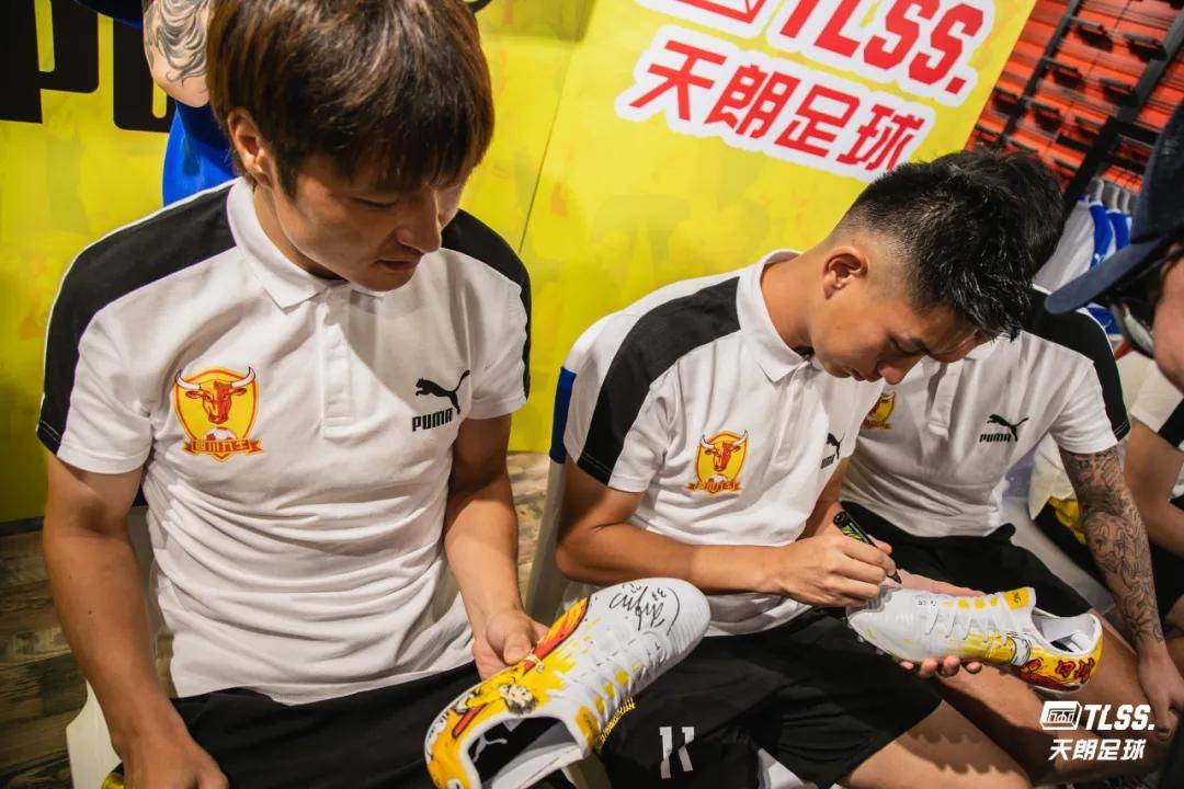 天朗足球×四川九牛优必选队新赛季球衣发布会精彩回顾