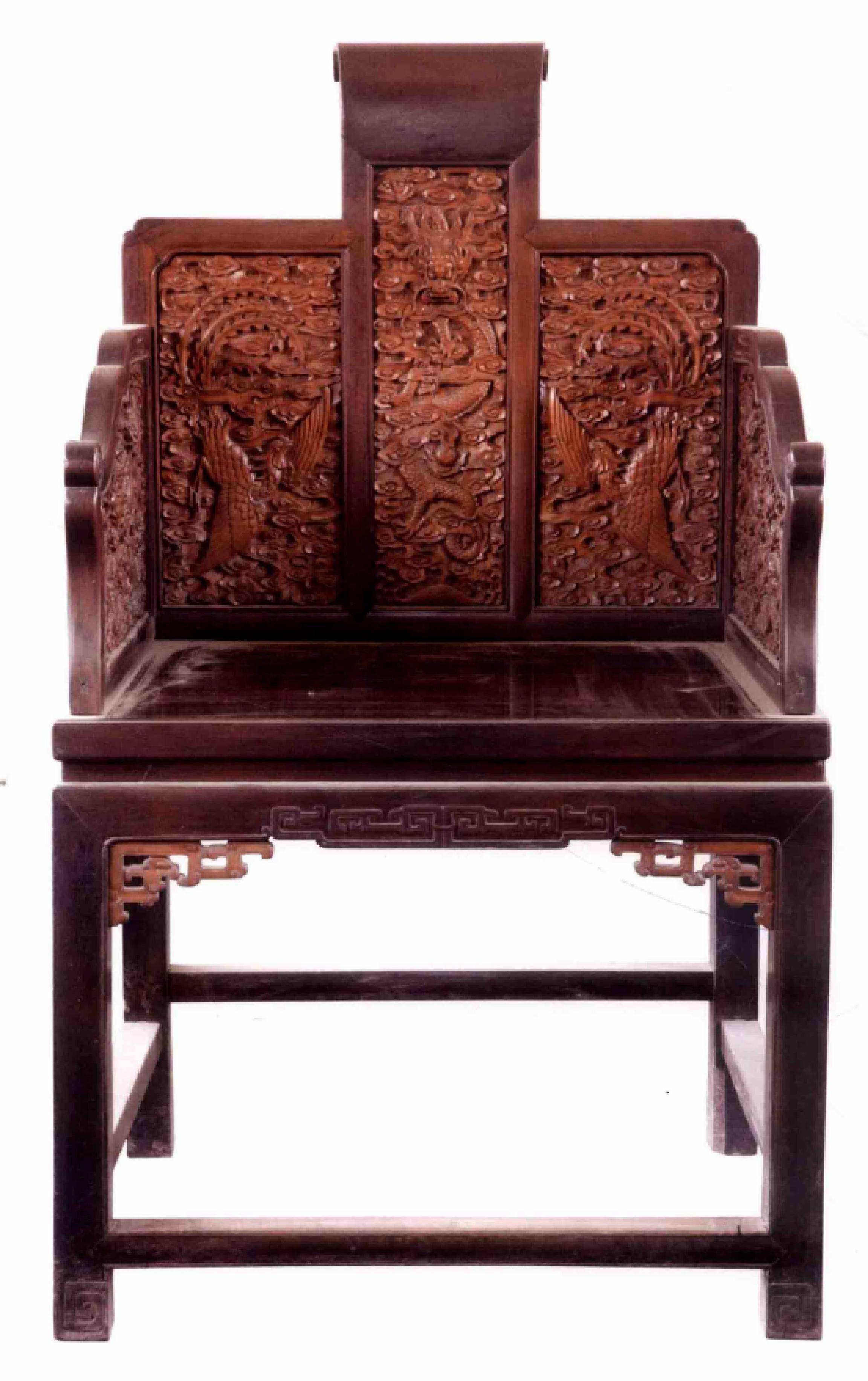 原创故宫家具,巴洛克风格的宝座,体现了东西方艺术风格的完美融合