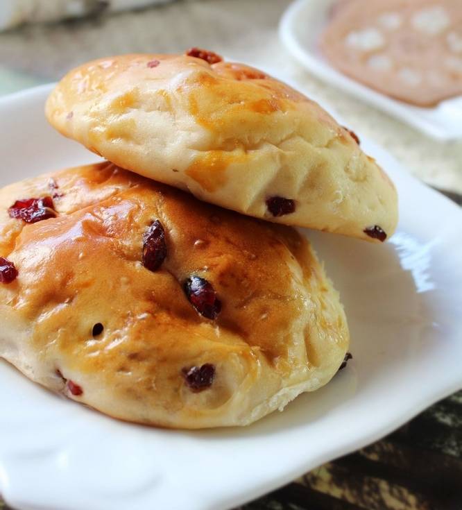 蔓越莓小餐包好吃的东西不能经常做偶尔做一次更能诱人味觉