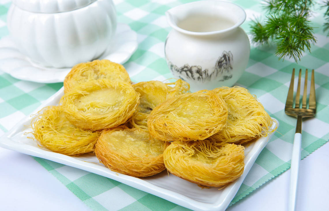 原创银丝饼,方便面做的10分钟快手早餐,酥脆香甜,超省事的家常菜