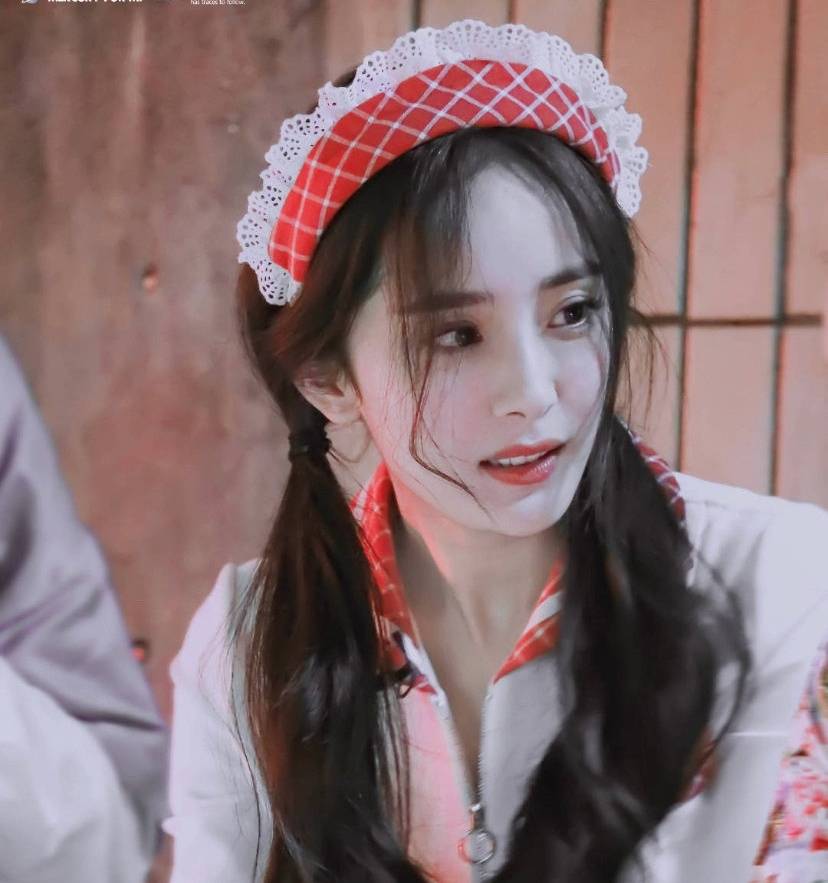 原创明星双马尾造型:杨超越适合,郑乃馨可爱,吴宣仪甜,杨幂减龄,程潇