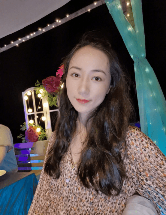 原创韩雪的气质小裙子穿搭真是不一样优雅设计恣意随性超让人心动