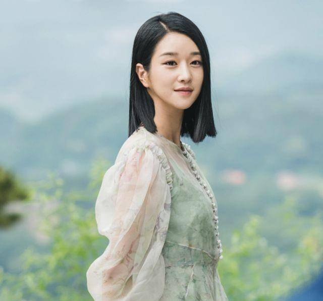 原创徐睿知花郎完美消化古装造型霸气强吻朴叙俊