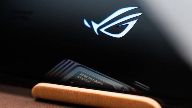 rog游戏手机3测评:顶级270hz触控采样率,开拓新时代的电竞风潮