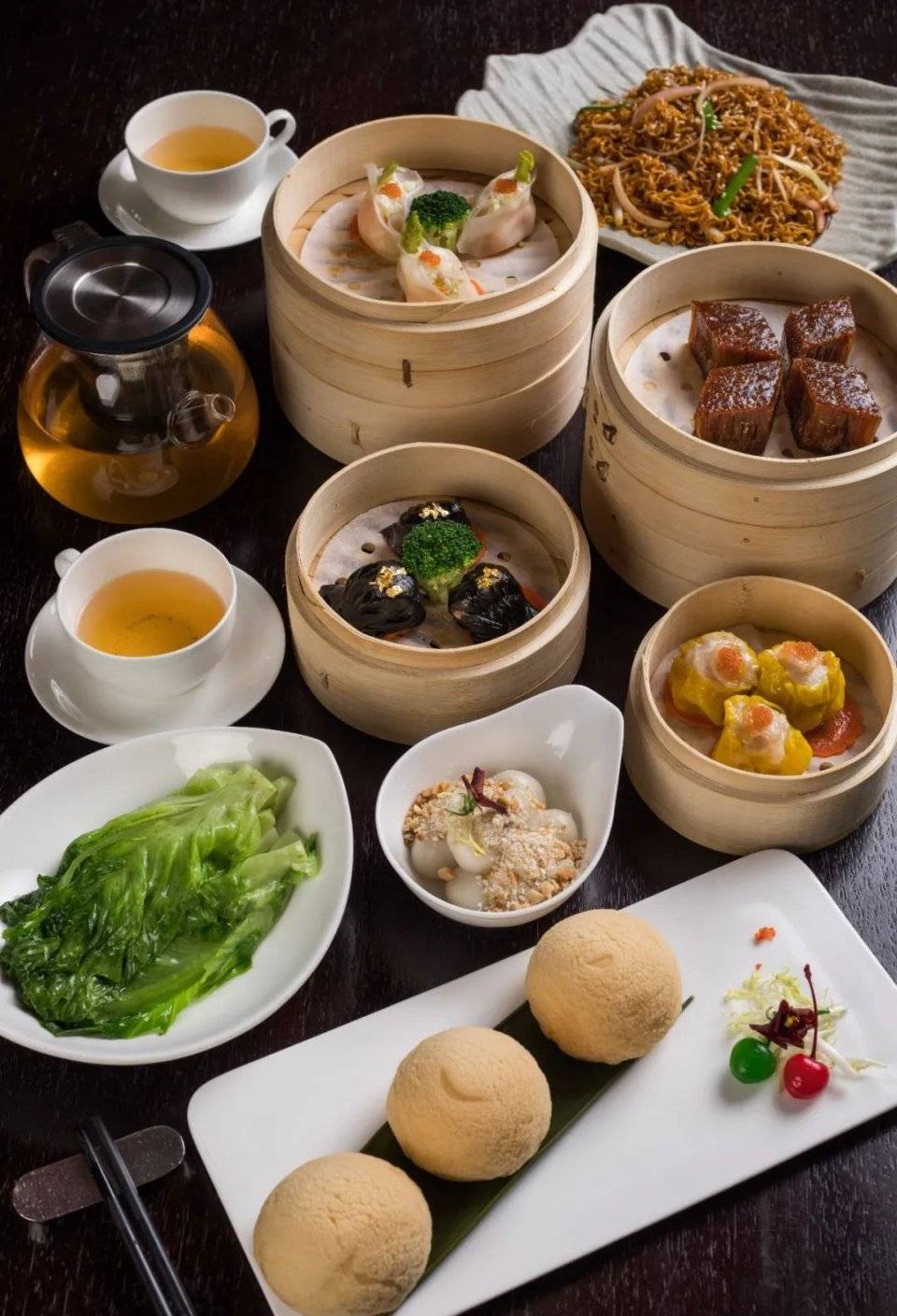 叹五星级早茶!连虾饺都镶金的!