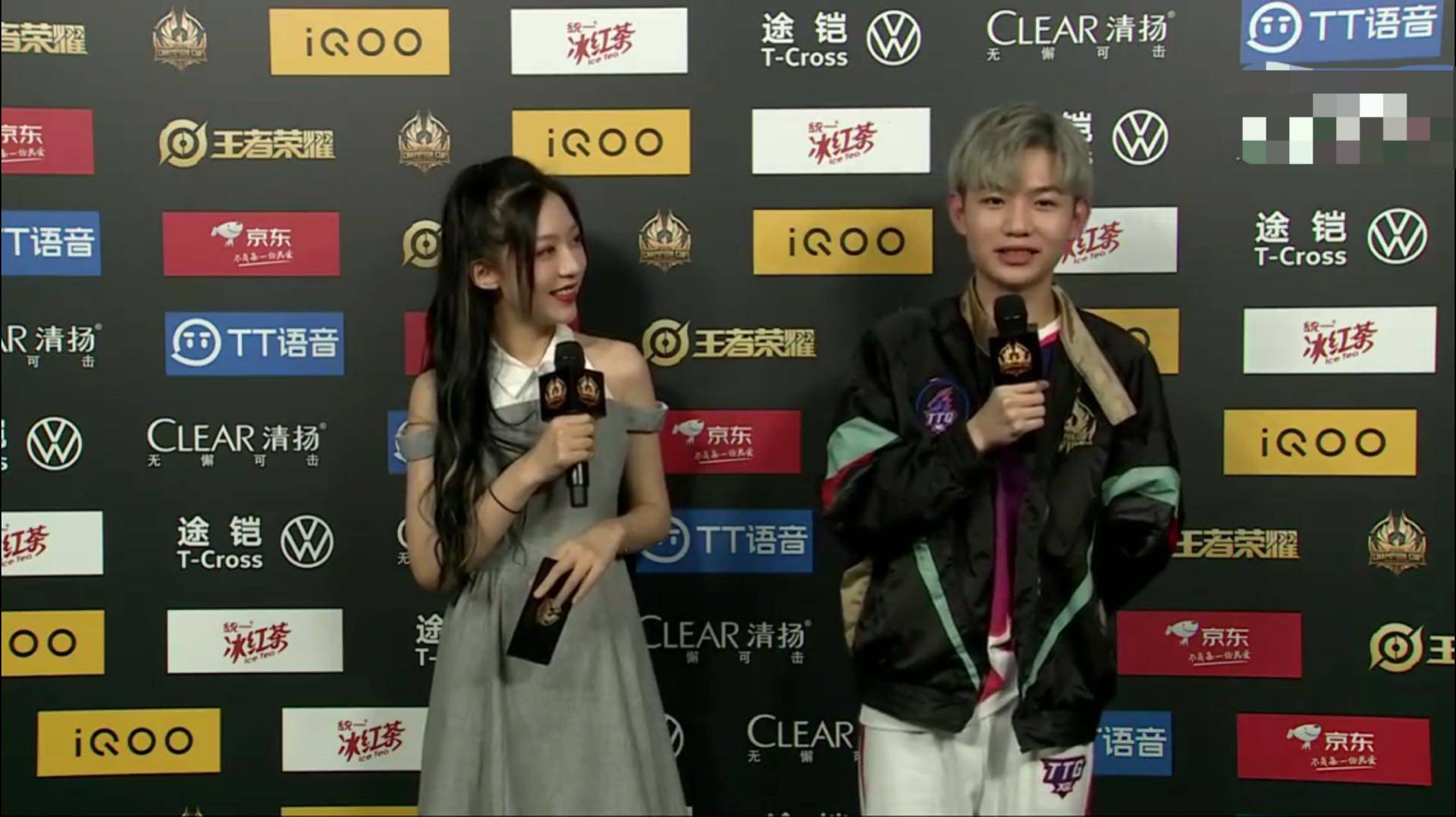 原创kpl法师版本九尾史诗加强,阿泰称看好xq,水友:晋级太水了!