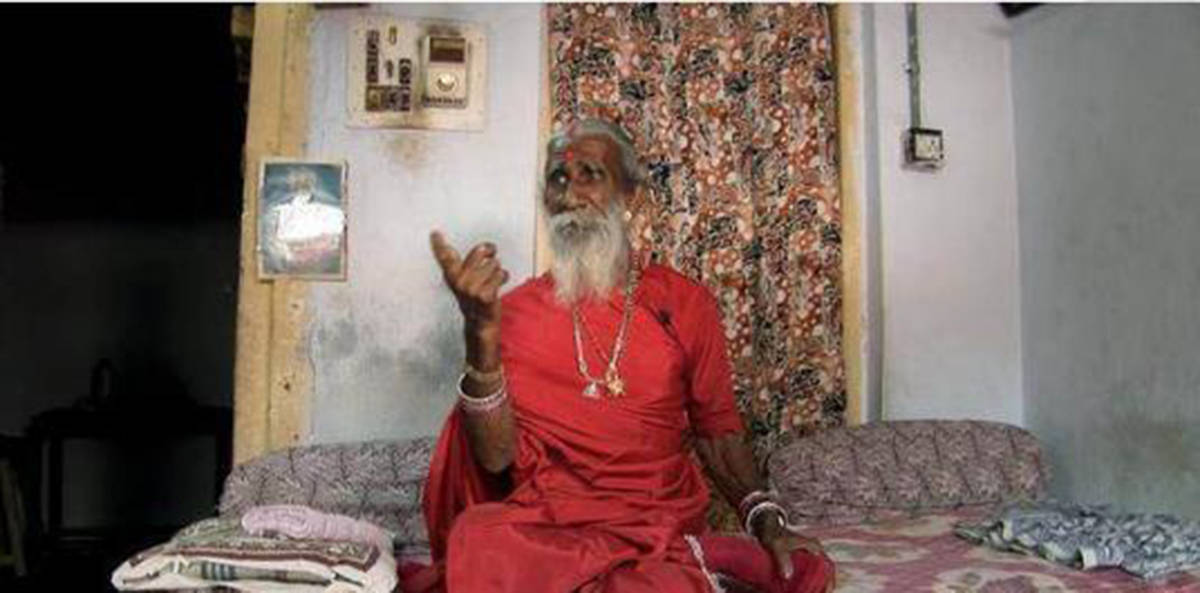 奇闻:辟谷之术?印度红衣瑜伽修行者,自称70多年水米未进