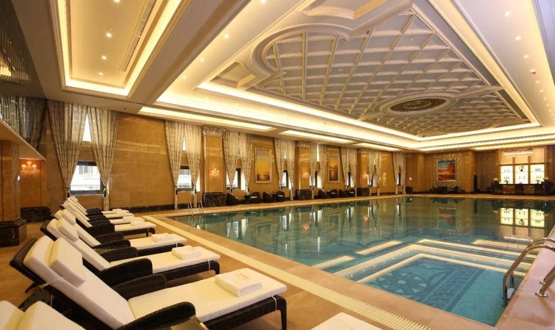 (凯旋滙室内泳池)