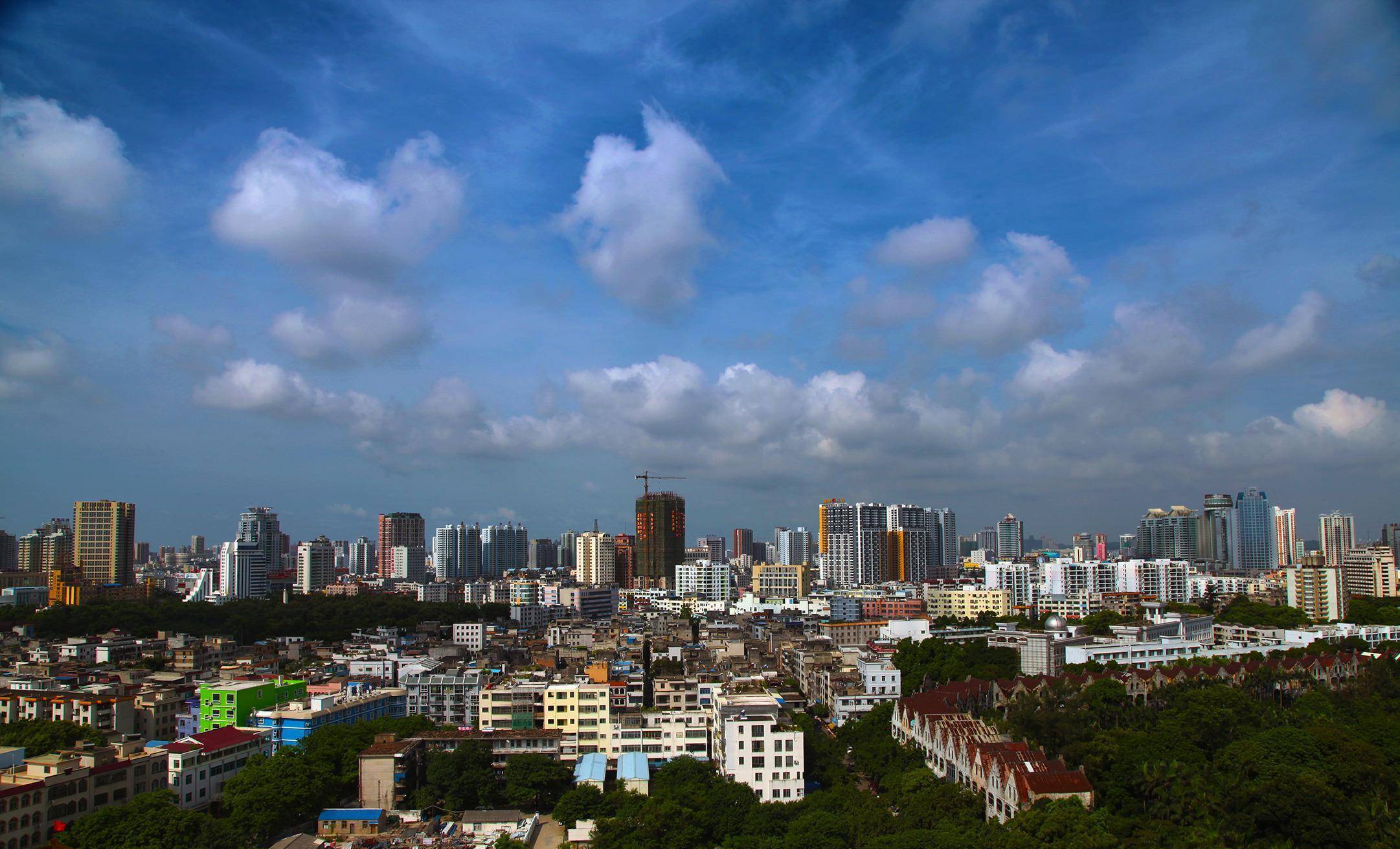 广西这座沿海城市,不输厦门青岛,风景漂亮物价便宜_旅游