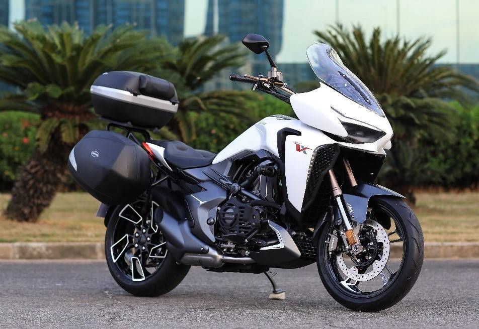 升仕310vx巡航旅行摩托正式亮相 太子与巡航的完美结合