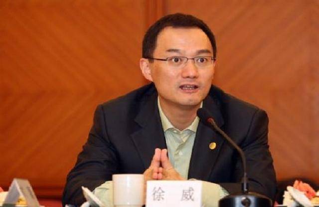 原创富商徐威宠了袁立12年,为何却娶了"大魔王"张怡宁?