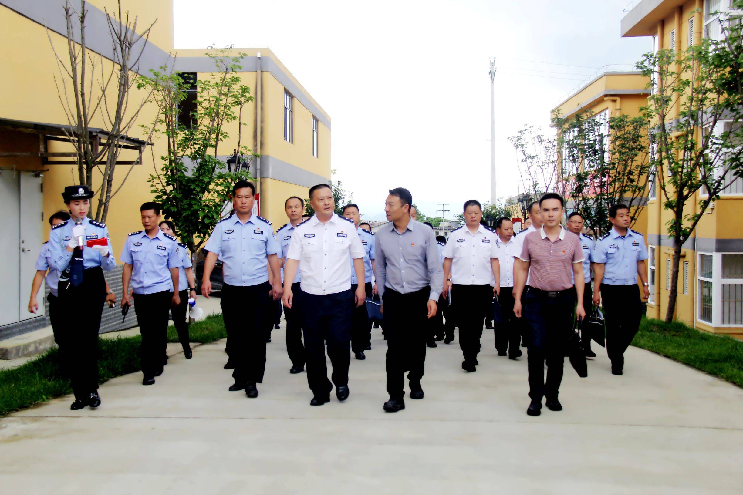 保山召开全市公安机关全警实战大练兵现场推进会
