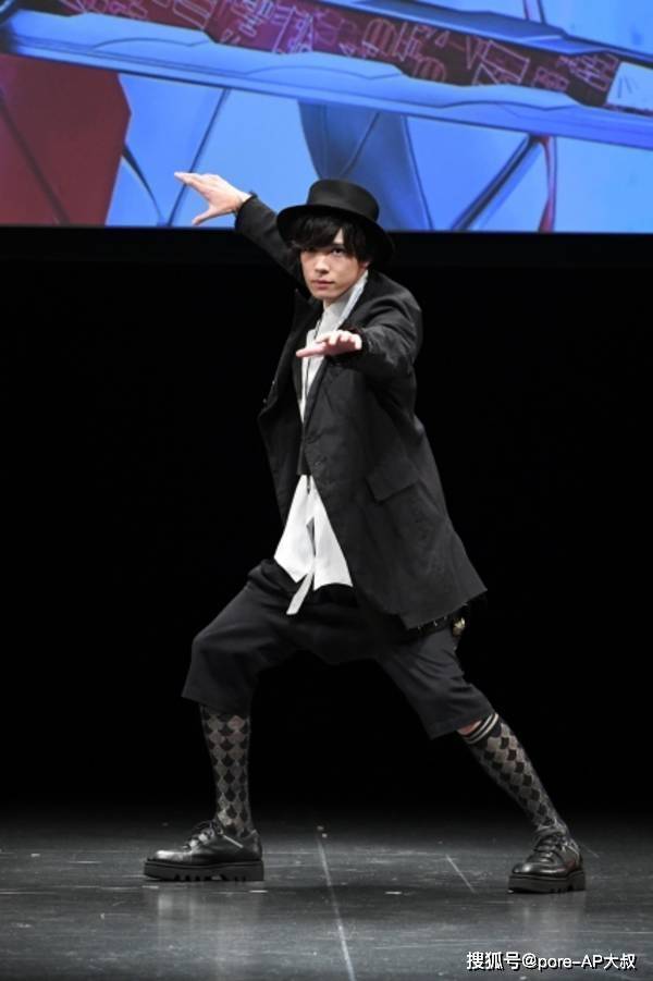 原创"假面骑士saber",主演狼的内藤秀一郎经纪人的"绽放"的约定兑现