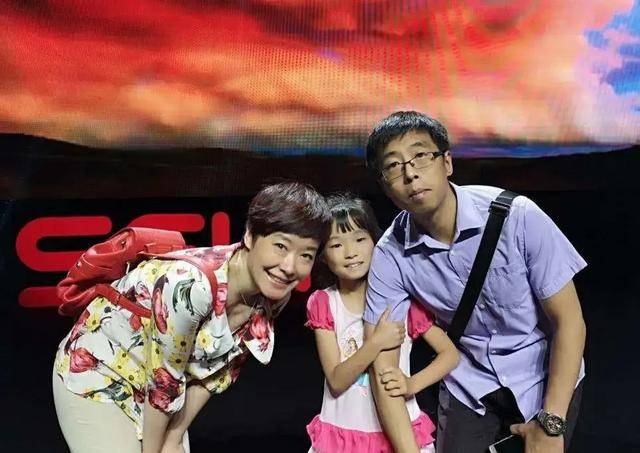 央视女主持王雪纯的"拼爹"人生?赢在起跑线上有多重要