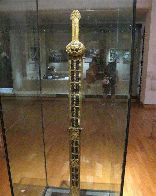 当年被八国联军抢走的永乐宝剑,现价值超10亿,英国人却拒绝归还_文物