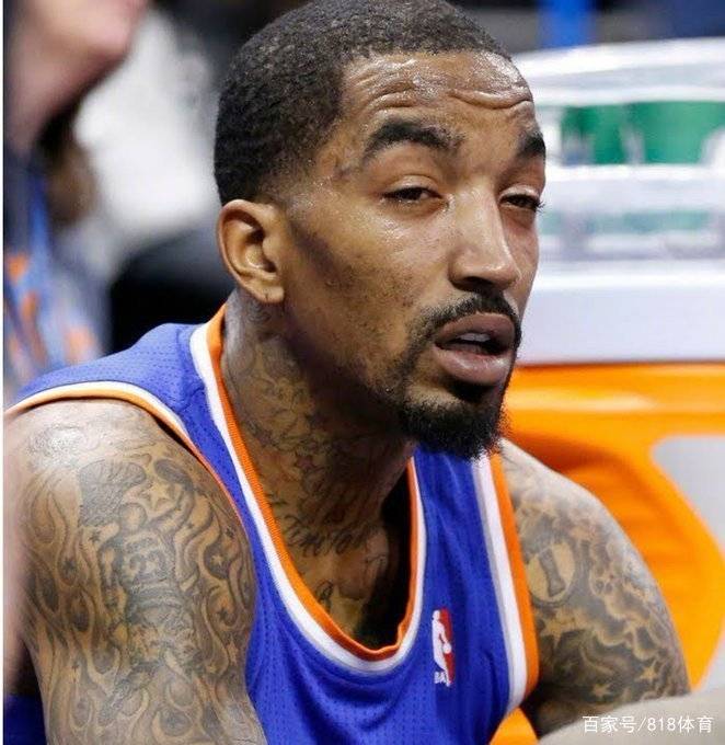 原创看困了jr史密斯再现睡眼惺忪表情包出场8分钟1投0分1篮板1抢断