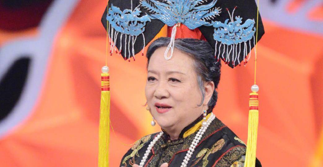 她是《还珠》中的老佛爷,现实中嫁给"诸葛亮",儿子争气也进圈_赵敏芬