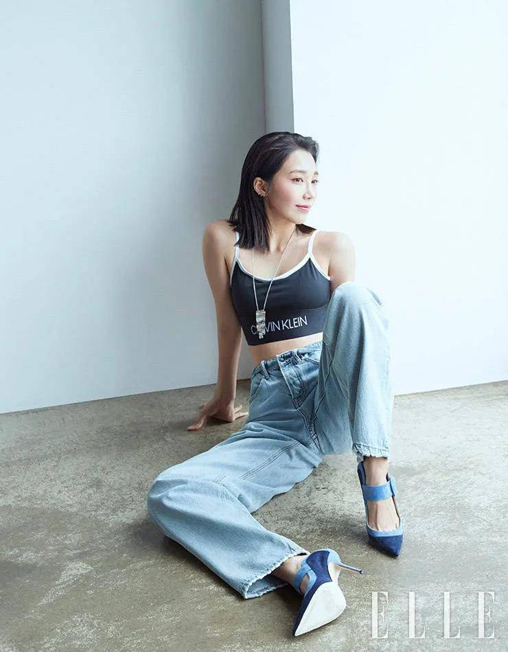 但谁能不爱这份性感?_郑恩地