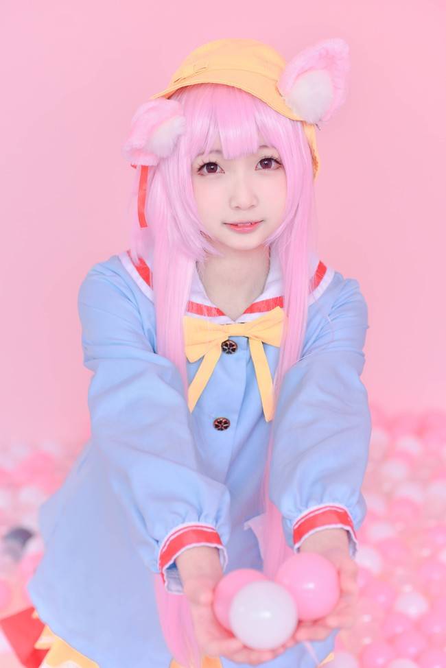 cos碧蓝航线圆脸舰娘
