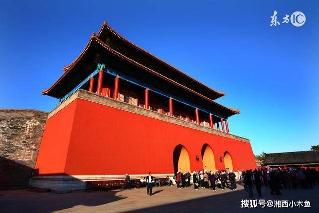 原创1992年故宫墙出现宫女事件,有人说是含冤死去的宫女,鬼魂再现